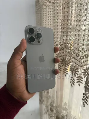Apple iPhone 15 Pro Max 256 GB White
