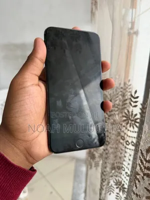 Apple iPhone 7 Plus 32 GB Black