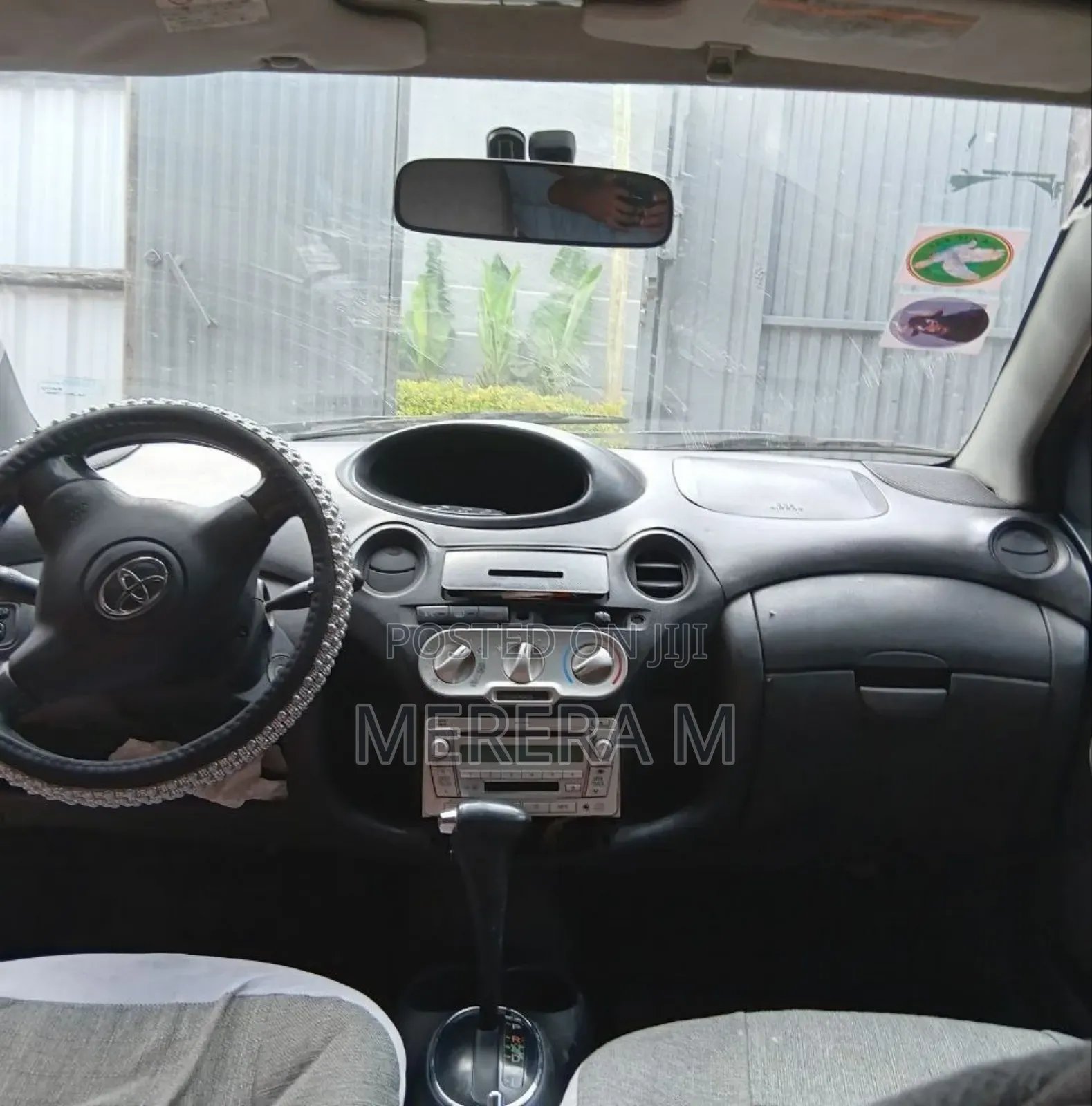 Toyota Vitz 2004