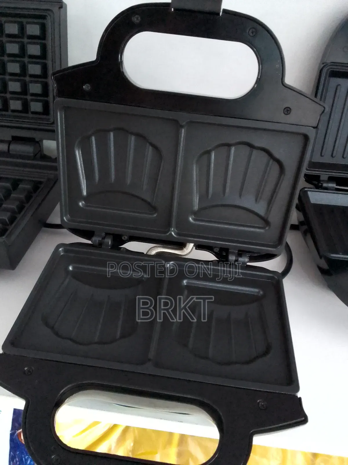 Moulinix ሁለገብ ሳንድዊች እና ዋፍል ማሽን /Moulinix 3-in-1 / Multi-Sandwich Maker