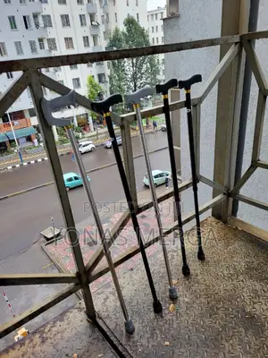 Walking Stick蕊嶀adjust the Height Correctly for Safe Use.