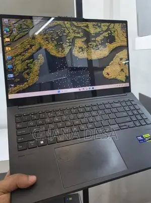 New Laptop Asus 16GB Intel Core Ultra 9 SSD 512GB