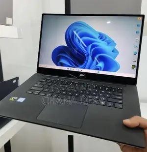 New Laptop Dell XPS 15 16GB Intel Core i7 SSD 512GB