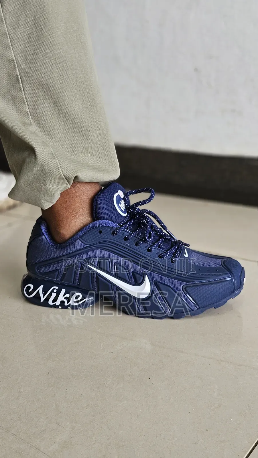 Nike Shox R4 Sneakers