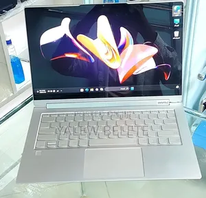 New Laptop Lenovo Yoga 9i 16GB Intel Core i7 SSD 512GB