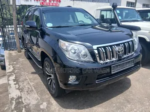 Toyota Land Cruiser Prado 2013 Black