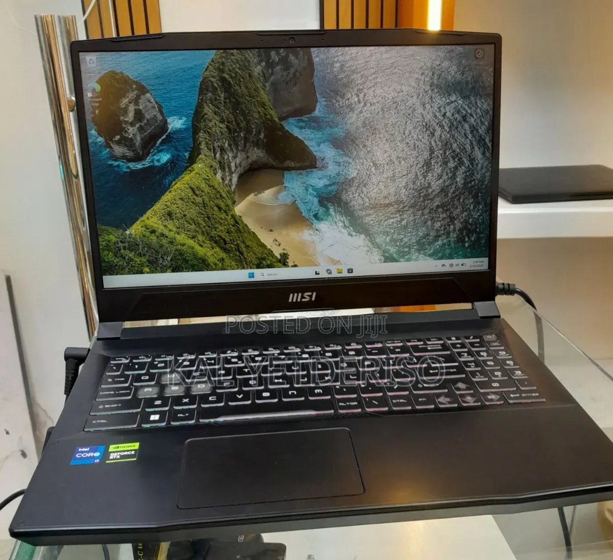 New Laptop MSI Katana 15 16GB Intel Core i7 SSD 1T