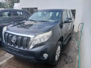 Toyota Land Cruiser Prado 2015 Black
