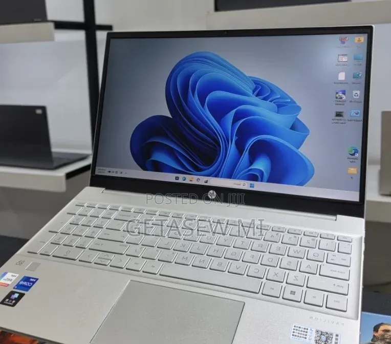 New Laptop HP Pavilion 15 16GB Intel Core i7 SSD 1T