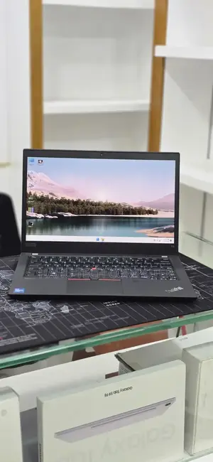 New Laptop Lenovo ThinkPad T14 16GB Intel Core i7 SSD 256GB