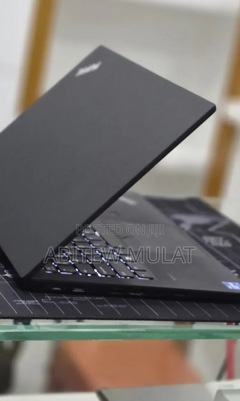 New Laptop Lenovo ThinkPad T14 16GB Intel Core i7 SSD 256GB