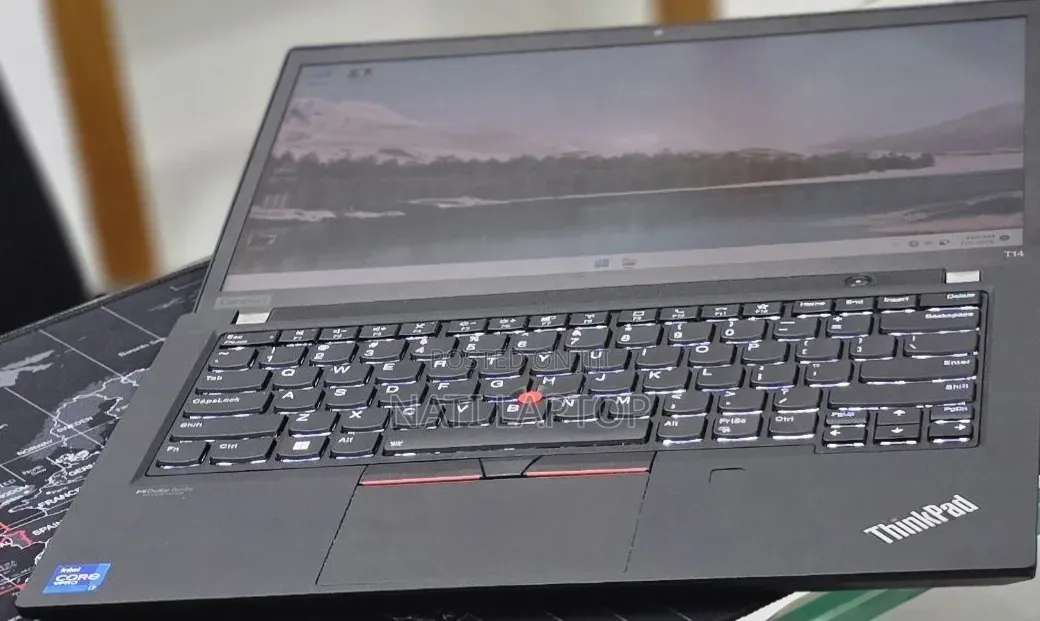 New Laptop Lenovo ThinkPad T14 16GB Intel Core i7 SSD 256GB