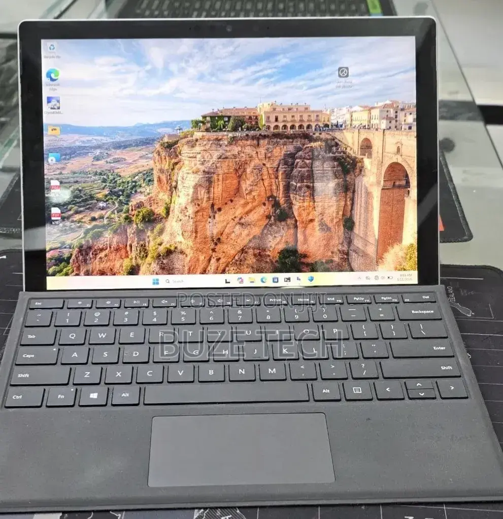 New Laptop Microsoft Surface Pro 7 16GB Intel Core i7 SSD 512GB