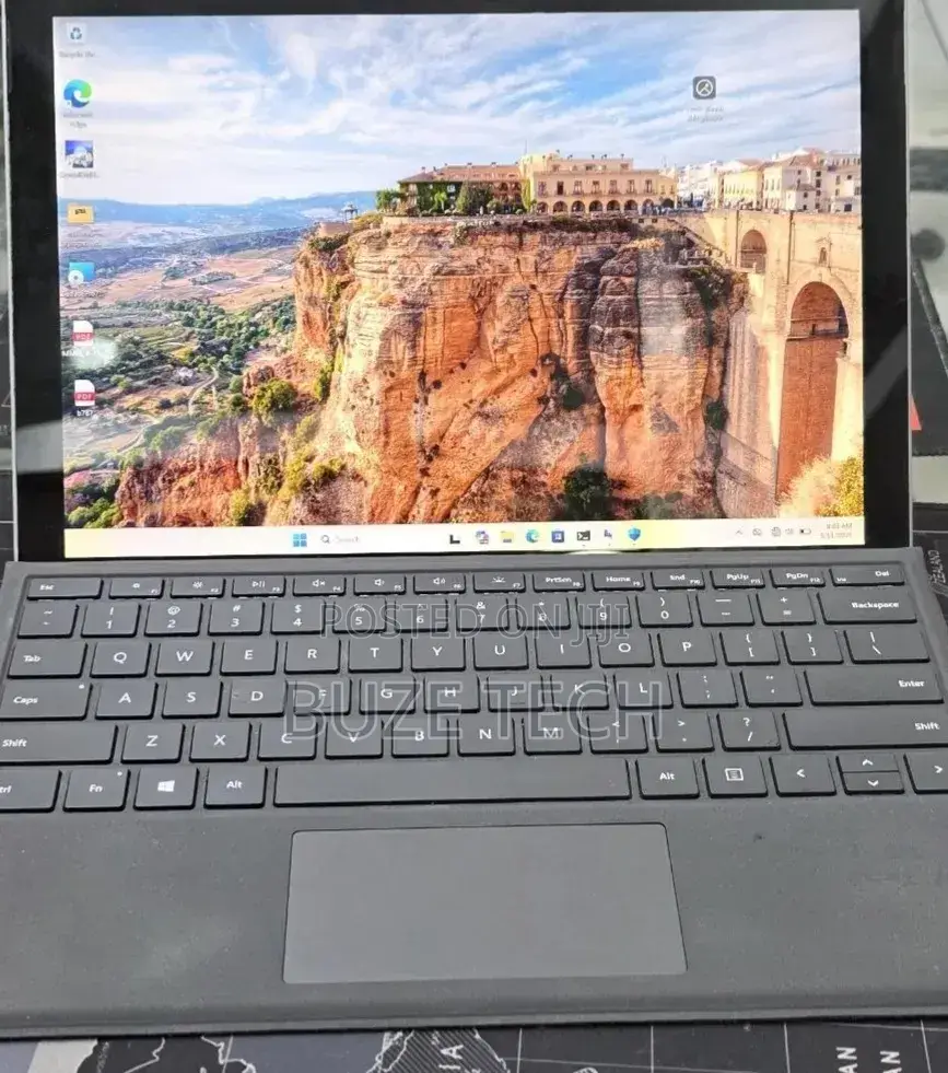 New Laptop Microsoft Surface Pro 7 16GB Intel Core i7 SSD 512GB