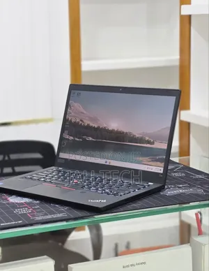 New Laptop Lenovo ThinkPad T14 16GB Intel Core i7 SSD 512GB