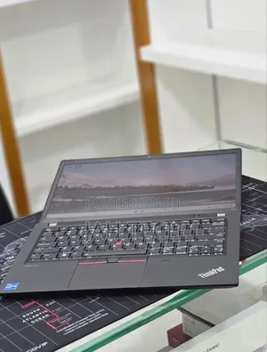 New Laptop Lenovo ThinkPad T14 16GB Intel Core i7 SSD 512GB
