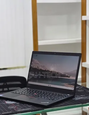 New Laptop Lenovo ThinkPad T14 16GB Intel Core i7 SSD 512GB