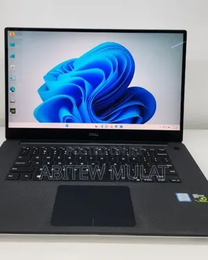 New Laptop Dell XPS 15 16GB Intel Core i7 SSD 512GB