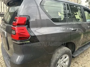 Toyota Land Cruiser 2020 Gray