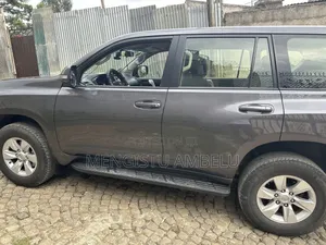 Toyota Land Cruiser 2020 Gray