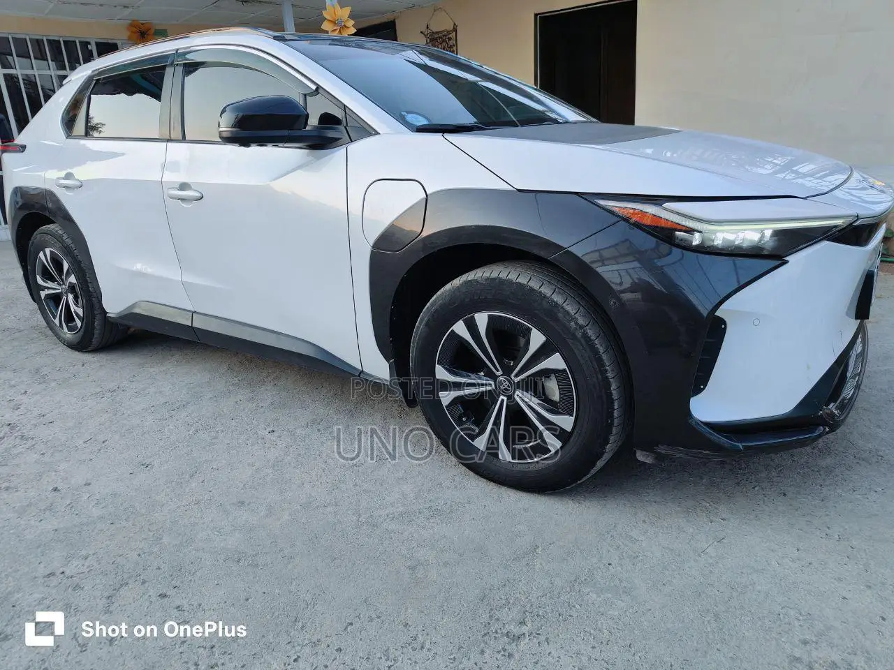 Toyota bZ4X 2023 White