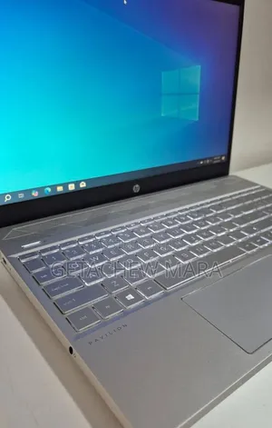 New Laptop HP Pavilion 15 8GB Intel Core i5 SSD 512GB
