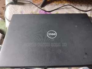 Laptop Dell Vostro 3000 8GB Intel Core i5 HDD 1T