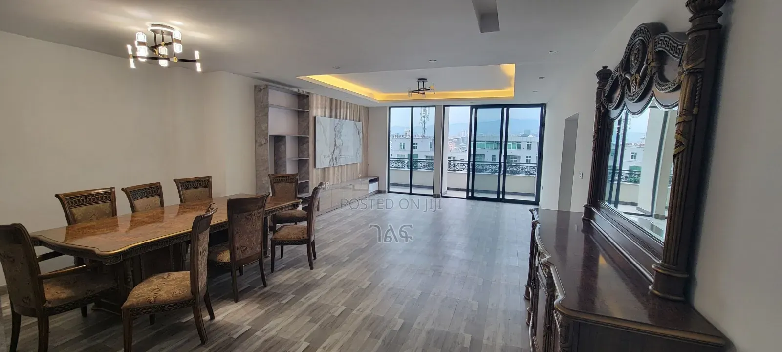 3bdrm Apartment in ሚት_አካባቢ  ዘመናዊ አፓርታማ , Bole for sale