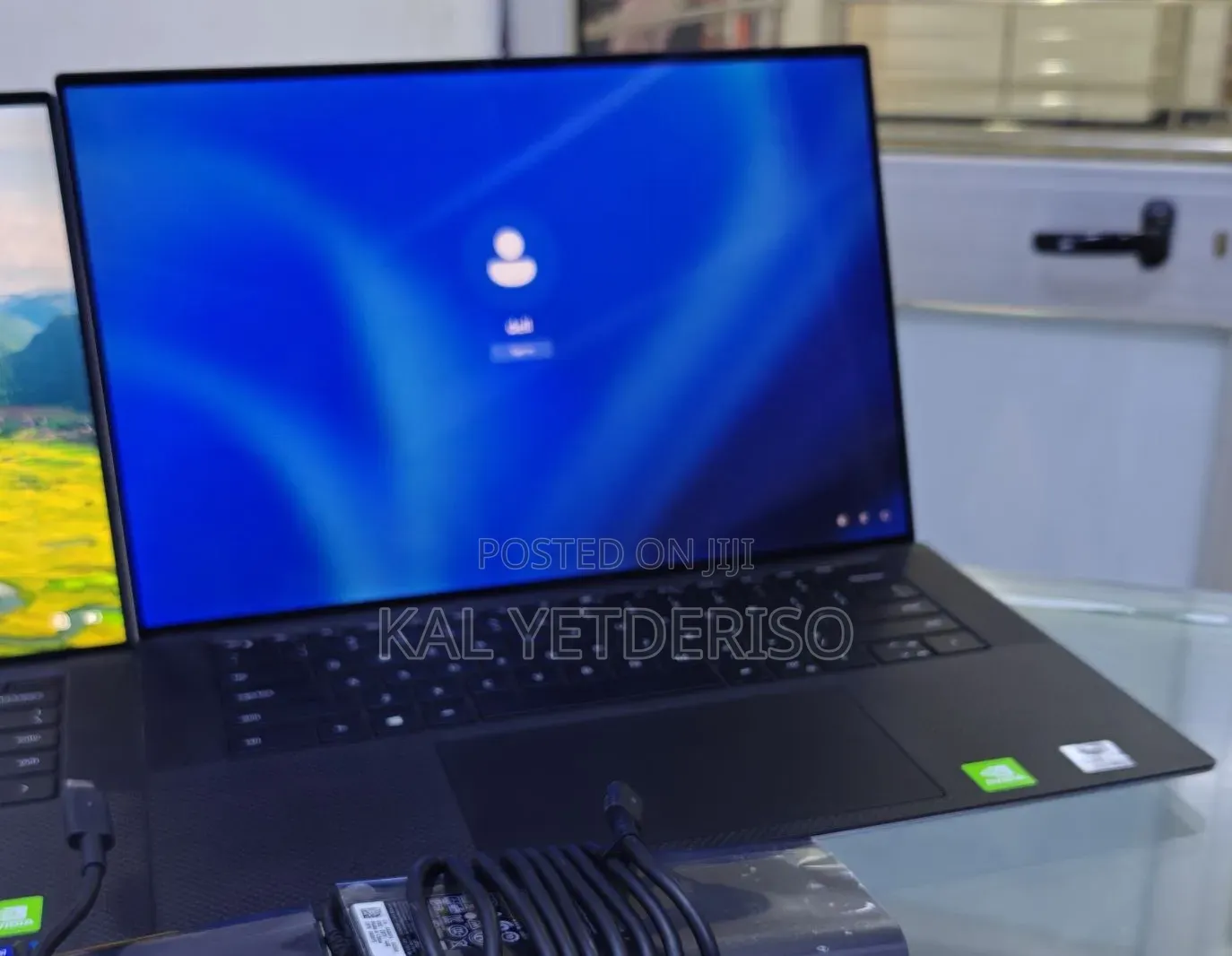 New Laptop Dell Inspiron 15 16GB Intel Core i7 SSD 512GB