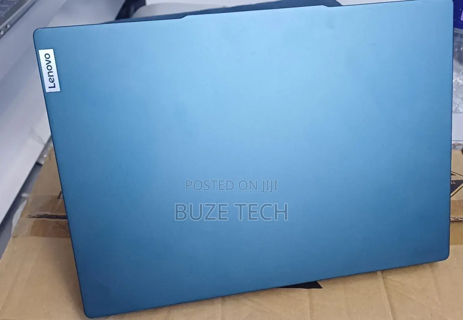 New Laptop Lenovo 16GB AMD Ryzen 7 SSD 512GB