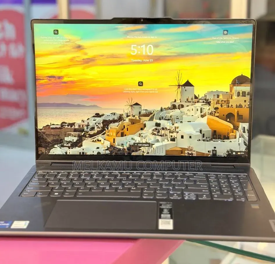 New Laptop Lenovo Yoga 7i 16GB Intel Core i7 SSD 512GB