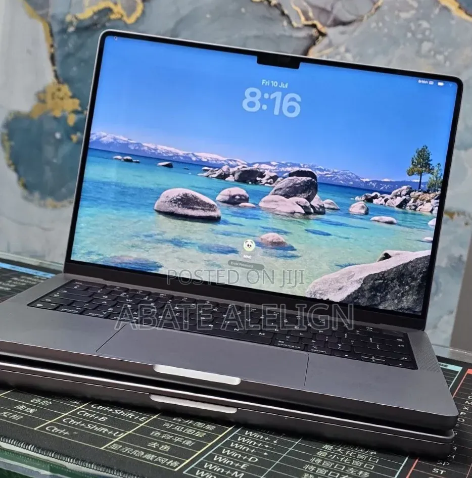 New Laptop Apple MacBook Pro 2020 M1 32GB Apple M1 Pro SSD 512GB