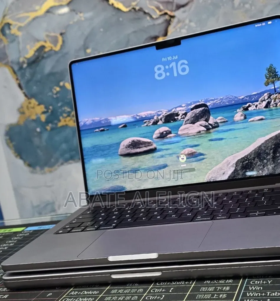 New Laptop Apple MacBook Pro 2020 M1 32GB Apple M1 Pro SSD 512GB