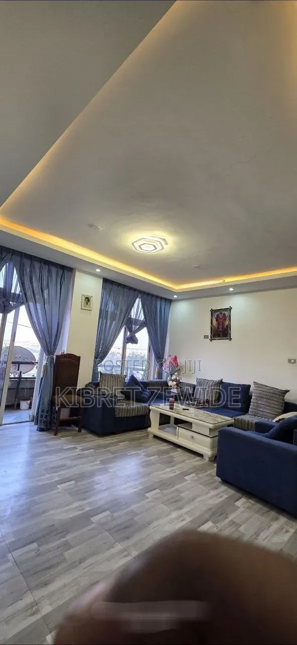 Furnished 9bdrm House in Kibert Zewdie, Yeka for rent