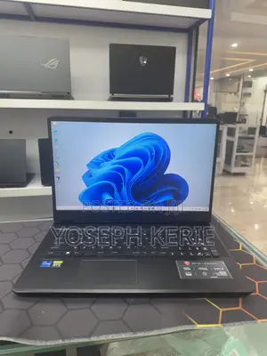 New Laptop MSI GP75 Leopard 16GB Intel Core i7 SSD 1T