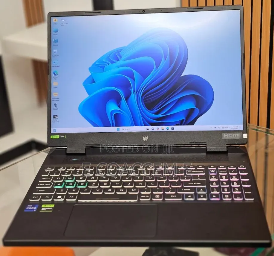 New Laptop Acer Predator Helios 300 16GB Intel Core i9 SSD 1T