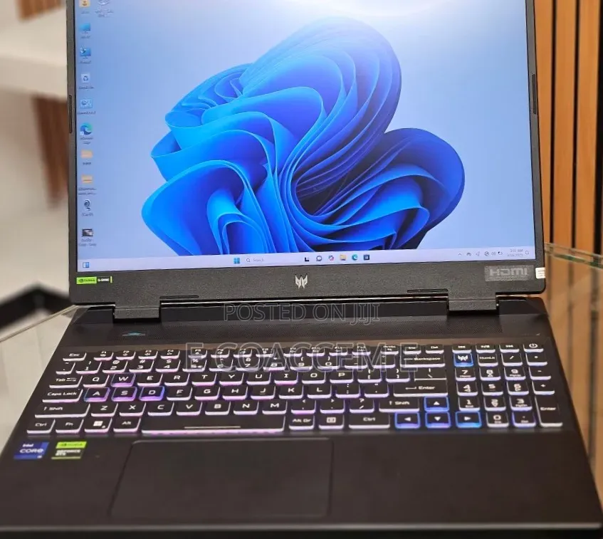 New Laptop Acer Predator Helios 300 16GB Intel Core i9 SSD 1T
