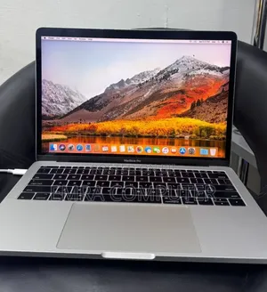 New Laptop Apple MacBook Pro 2017 8GB Intel Core i5 SSD 128GB