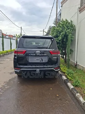 New Toyota Land Cruiser 2024 Black