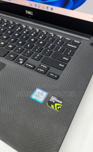 New Laptop Dell XPS 15 16GB Intel Core i7 SSD 512GB