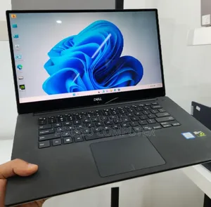 New Laptop Dell XPS 15 16GB Intel Core i7 SSD 512GB
