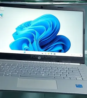 New Laptop HP Pavilion 15 8GB Intel Core i3 SSD 256GB