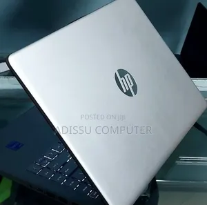 New Laptop HP Pavilion 15 8GB Intel Core i3 SSD 256GB