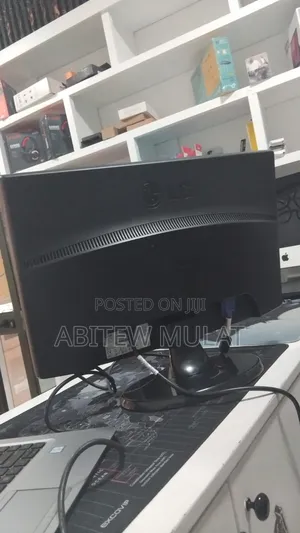 Lg Moniter 21 Inch Lg Moniter