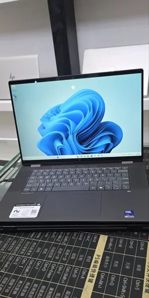 New Laptop HP OmniBook Ultra Flip 16" 16GB Intel Core Ultra 7 SSD 1T