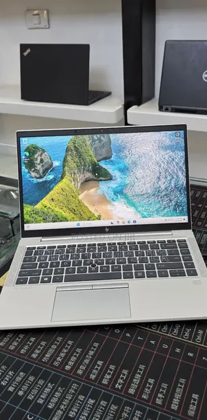 New Laptop HP EliteBook 845 G7 16GB AMD Ryzen 5 SSD 512GB