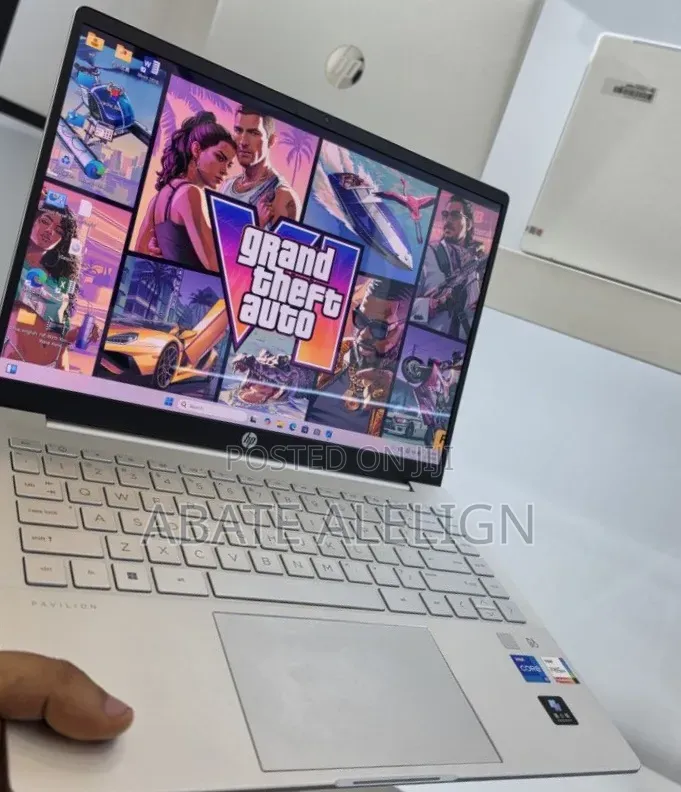 New Laptop HP Pavilion 11 16GB Intel Core i5 SSD 512GB