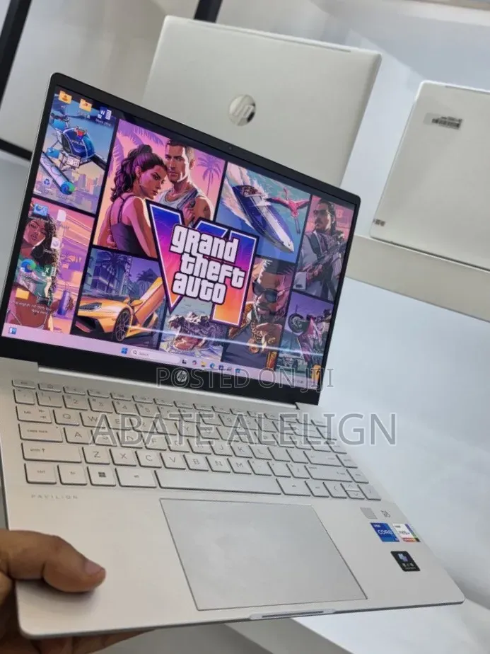 New Laptop HP Pavilion 11 16GB Intel Core i5 SSD 512GB