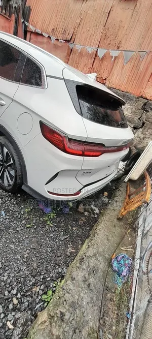 New BYD Song Plus 2025 White