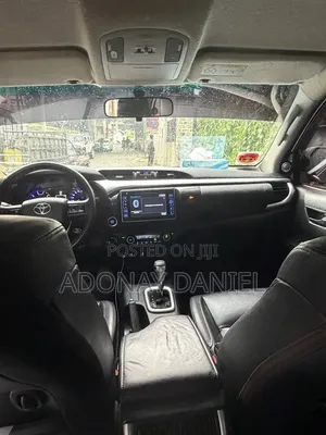 Toyota Hilux 2017 Silver